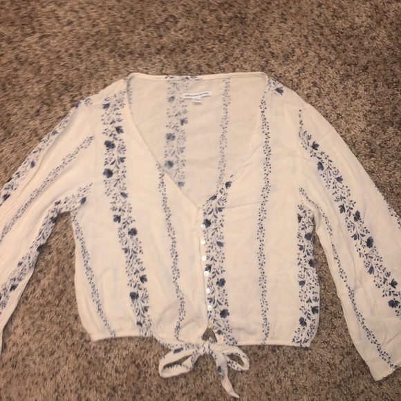 American Eagle Outfitters Tops - AE Floral Shirt